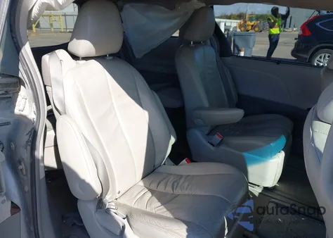 2013 Toyota Sienna Xle 7 Passenger from USA, damaged, VIN 5TDDK3DC3DS063906